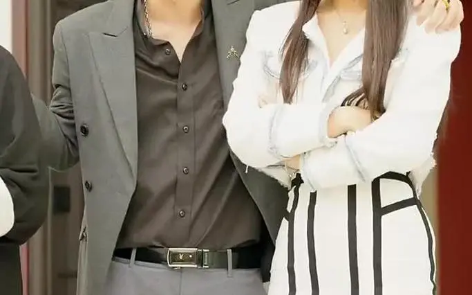 《新：绝世医仙》：古老医术重现江湖，守护古韵与山河